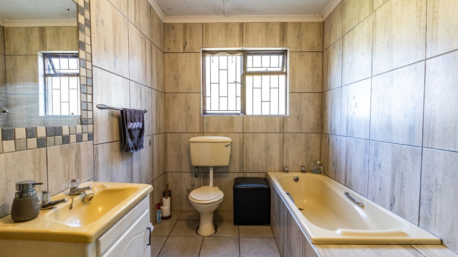 4 Bedroom Property for Sale in Vredenburg Western Cape